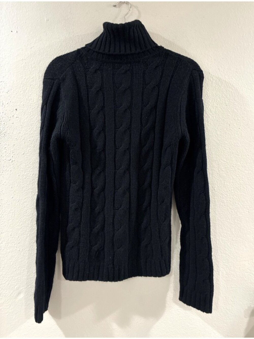 Lilly Pulitzer Women Cashmire classic black cable-knit turtleneck sweater ribbed